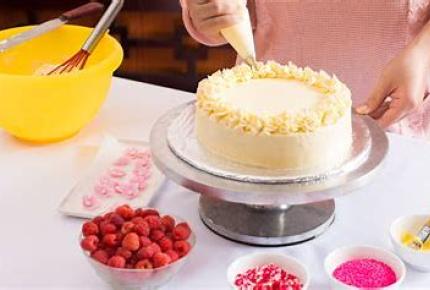 cake decorating